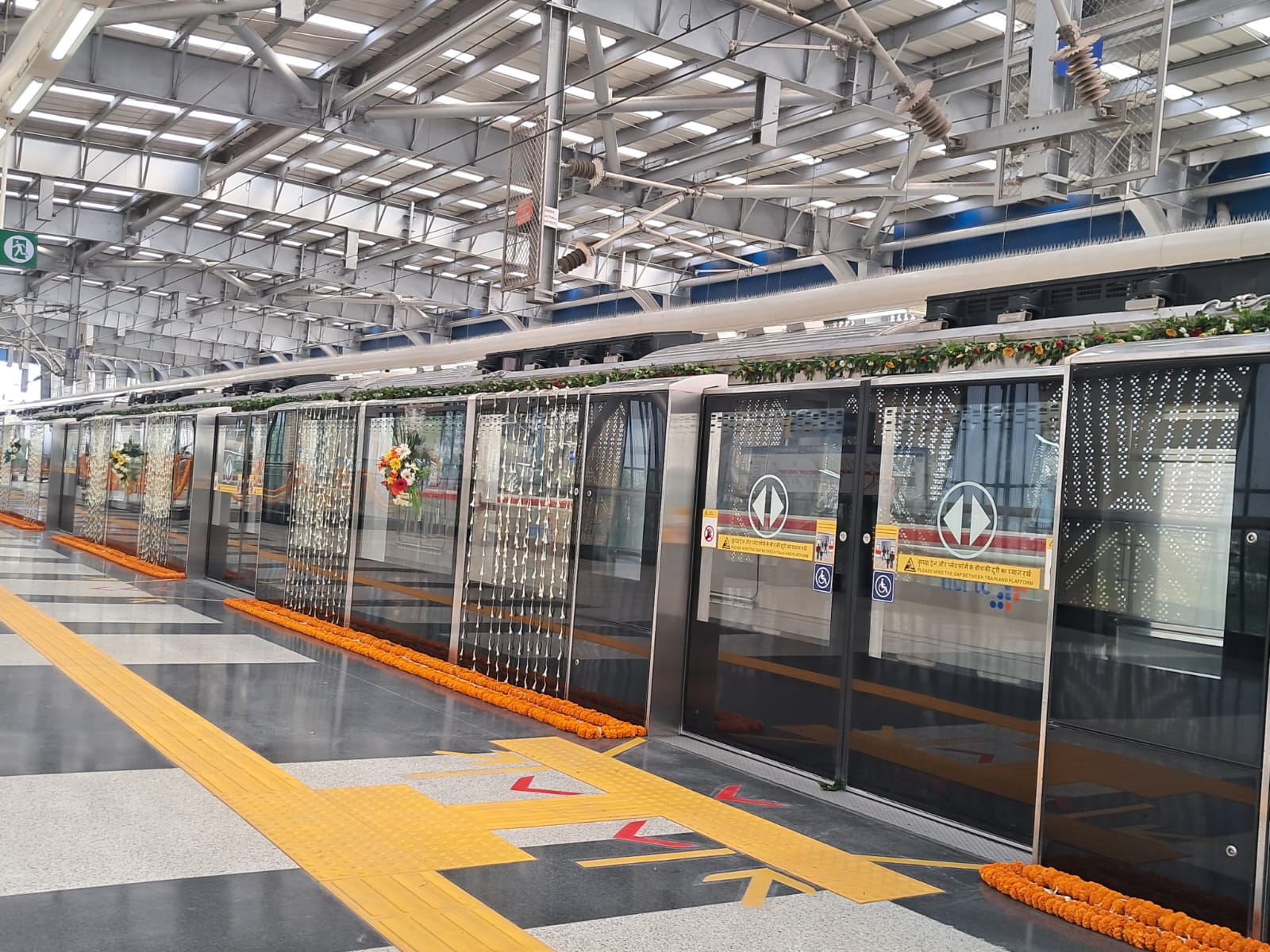 印度NCRTC快速城際交通站臺門(mén)項目